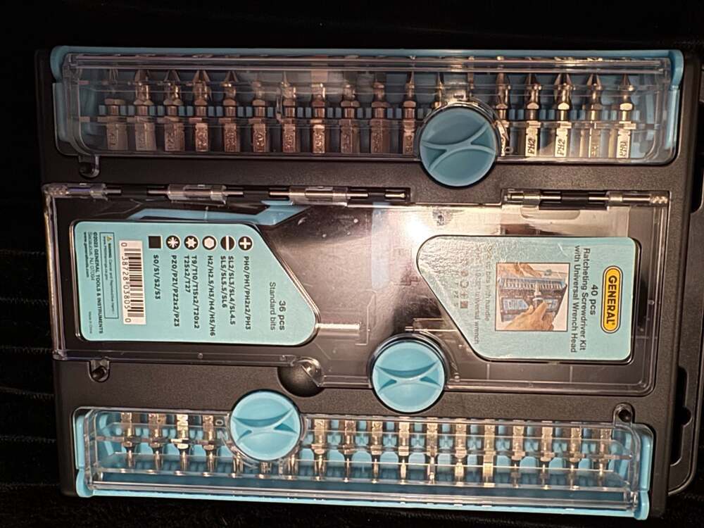 General Tools 40-Piece Ratcheting Screwdriver Kit with Universal Wrench Head